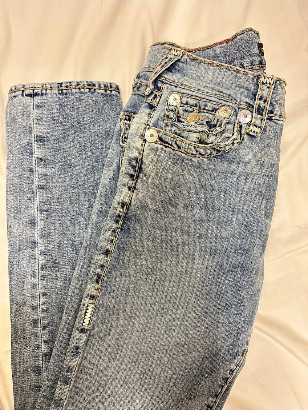 True Religion Men’s Light Wash Geno Relaxed Slim Jeans